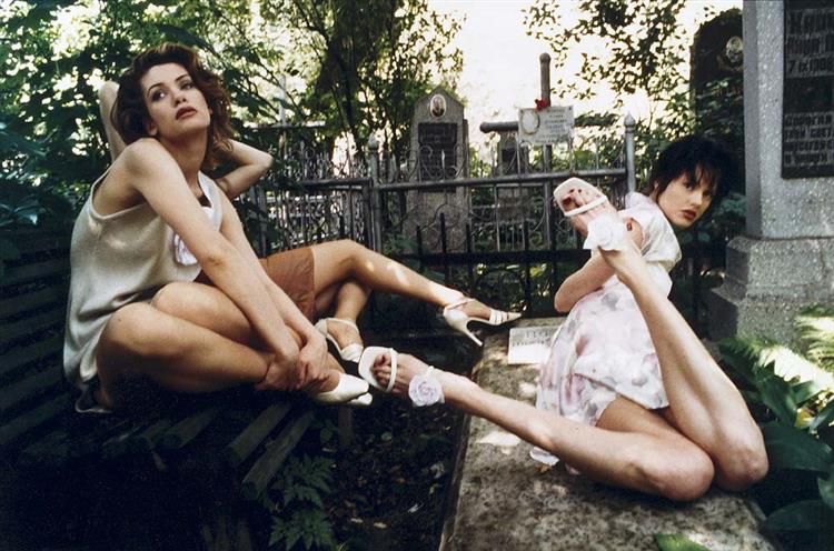 Fashion at the Graveyard, 1997 - Arsen Savadov