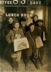 Boys Selling Newspapers on Brooklyn Bridge - Lewis Wickes Hine