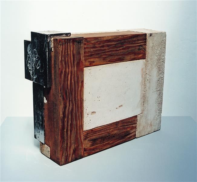 'Granada, Yield' - abstract sculpture by Carlos Granger - concrete, wood & steel, 1995 - 1998 - Carlos Granger