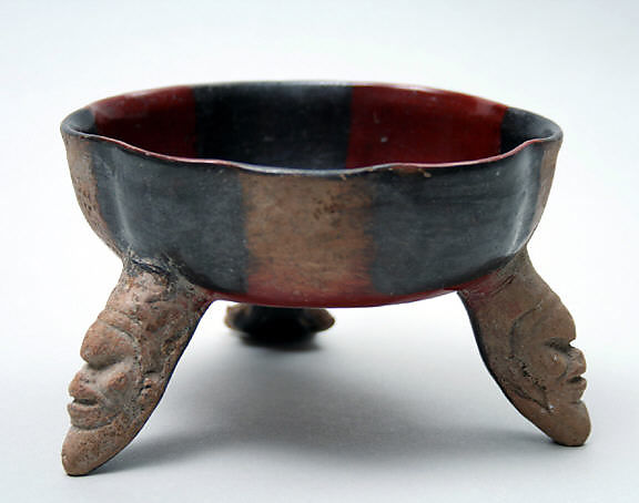 Tripod Bowl - Aztec Art