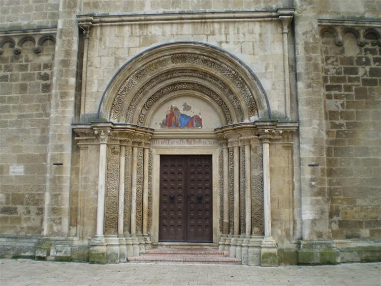 Portal, Abbey Church of St James, Lébény, Hungary, 1208 - 罗曼式建筑