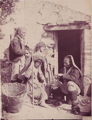 Sicilian peasants (possibly from Limina), c.1880 - c.1889 - Giuseppe Bruno