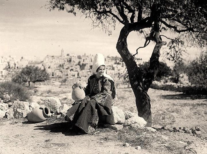 A Palestinian lady from Bethlehem, 1928 - Karimeh Abbud