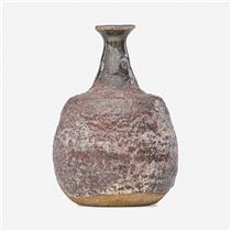 Early vase - Beatrice Wood