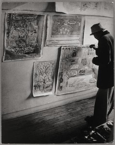 Bonnard peignant ses quatre toiles (dont “l’Amandier”), 1946 - Brassai