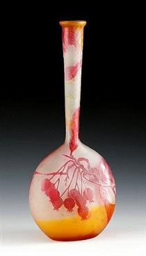 Vase mit Früchtedekor, Nancy, Frankreich - Эмиль Галле