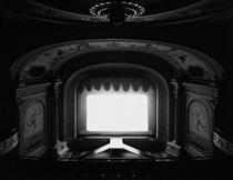 Cabot Street Cinema, Massachusetts - Hiroshi Sugimoto
