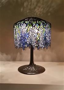 Library Lamp. Cobweb design, 1900 - Louis Comfort Tiffany 